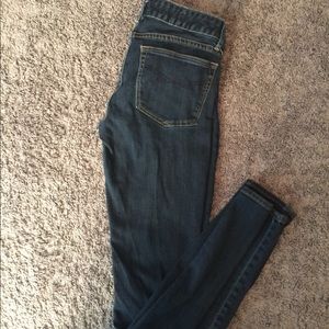 Gap jeans 1969 size 6